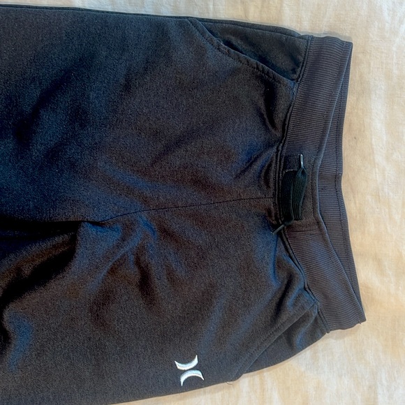 Hurley youth, medium, dark, heathered, gray joggers - Picture 3 of 4